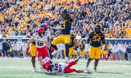 COLUMN: Hawkins, Strachan came up with the ultimate third-down conversion